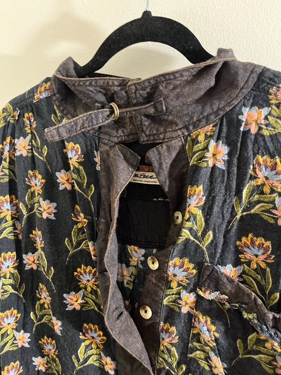 Free People We The Free Summer of Surf Pullover Button Henley Top - Picture 7 of 15